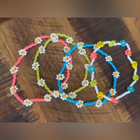 Daisy Stretch Anklet - Picture 4 of 5